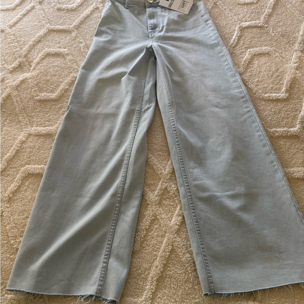 Wide-Leg Light Blue Jeans